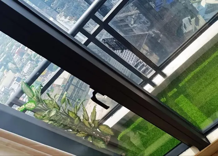 Stayhere Penthouse Executive 3br In Vibrant Makati Apartment *