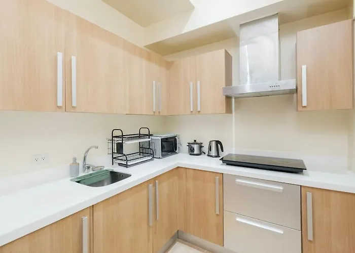Stayhere Penthouse Executive 3br In Vibrant Makati *