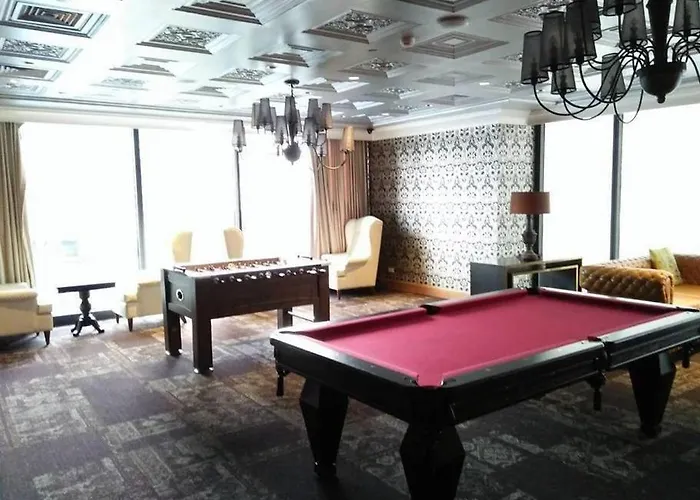 Stayhere Penthouse Executive 3br In Vibrant Makati